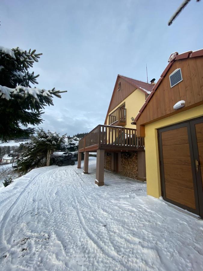 Villa Pod lesem à Cenkovice Extérieur photo